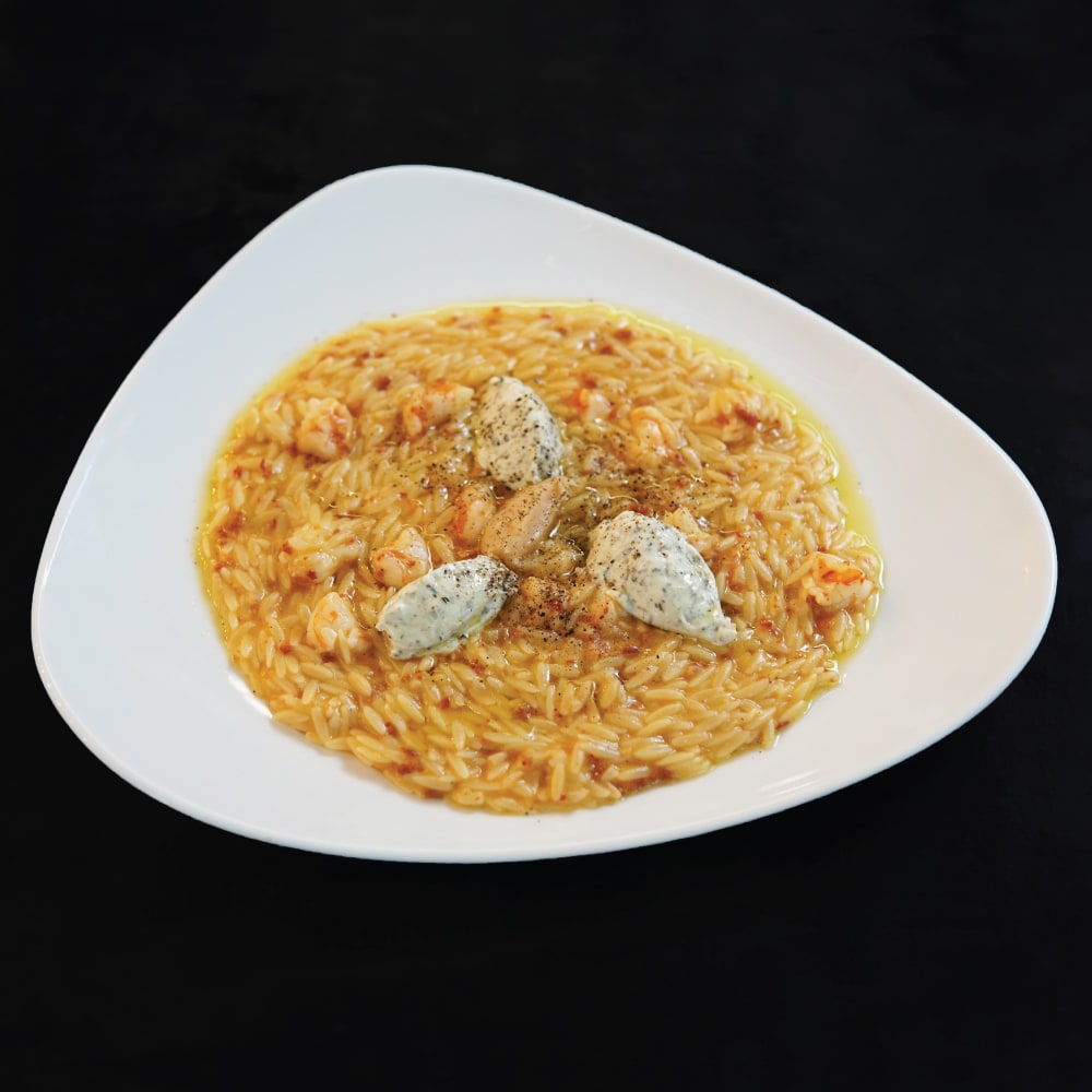 Orzo pasta cu nduja, creveti, crema de branza cu ierburi fine si pasta de creveti Primerba Orzo pasta cu nduja, creveti, crema de branza cu ierburi fine si pasta de creveti Primerba